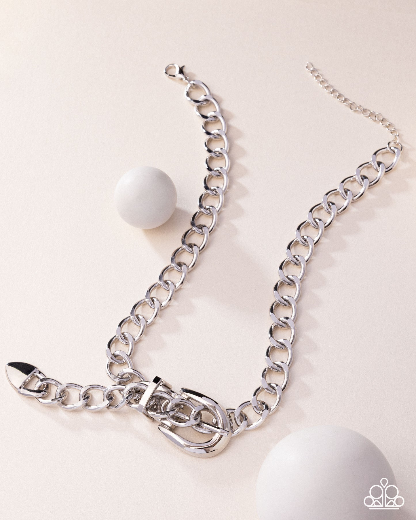 Bold Buckle - Silver