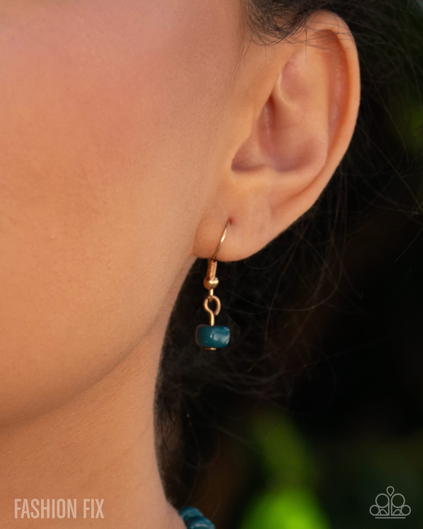 Glimpses of Malibu - Earrings and Necklace July Fashion Fix Set