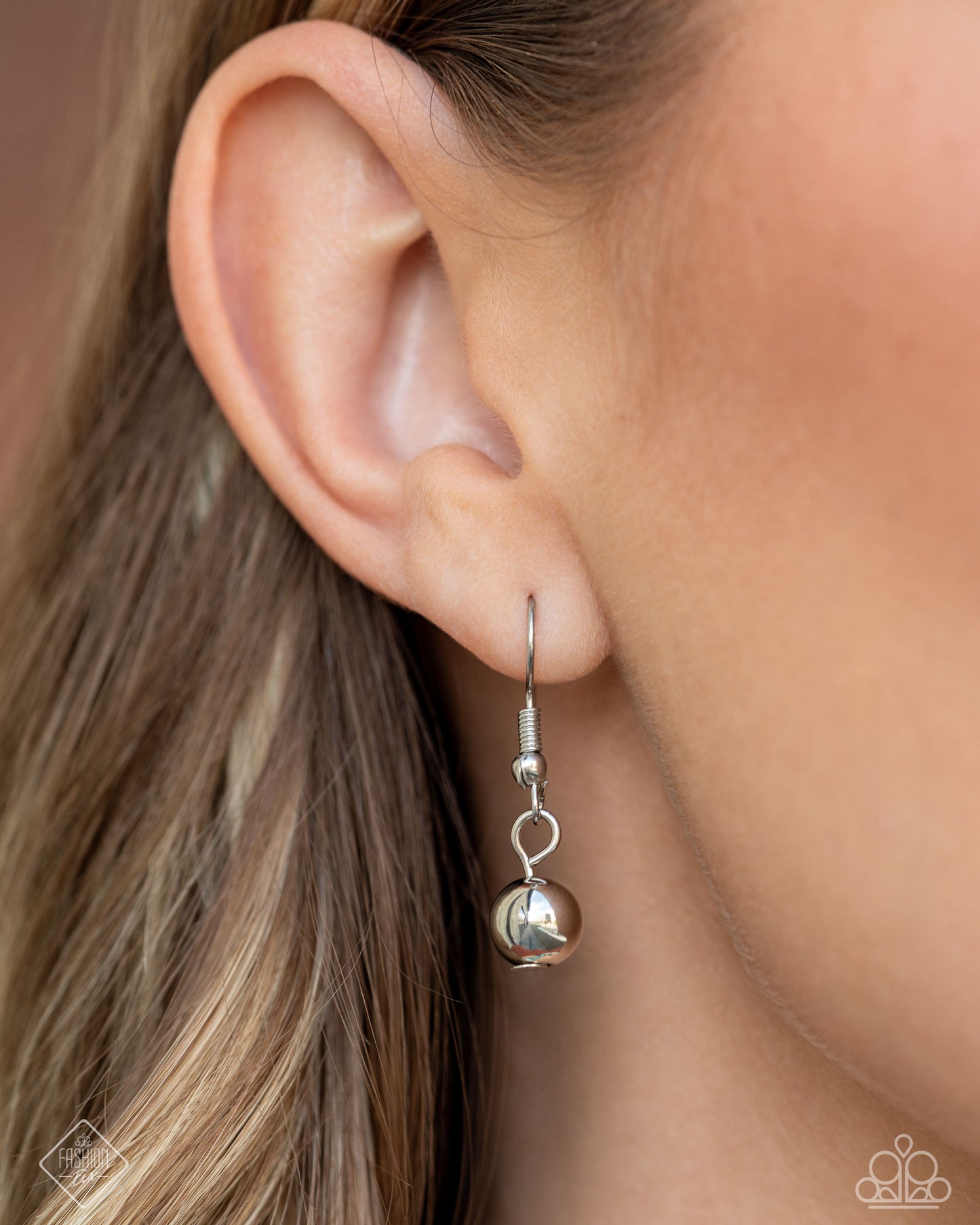 Restful Radiance - Fashion Fix Blue Necklace