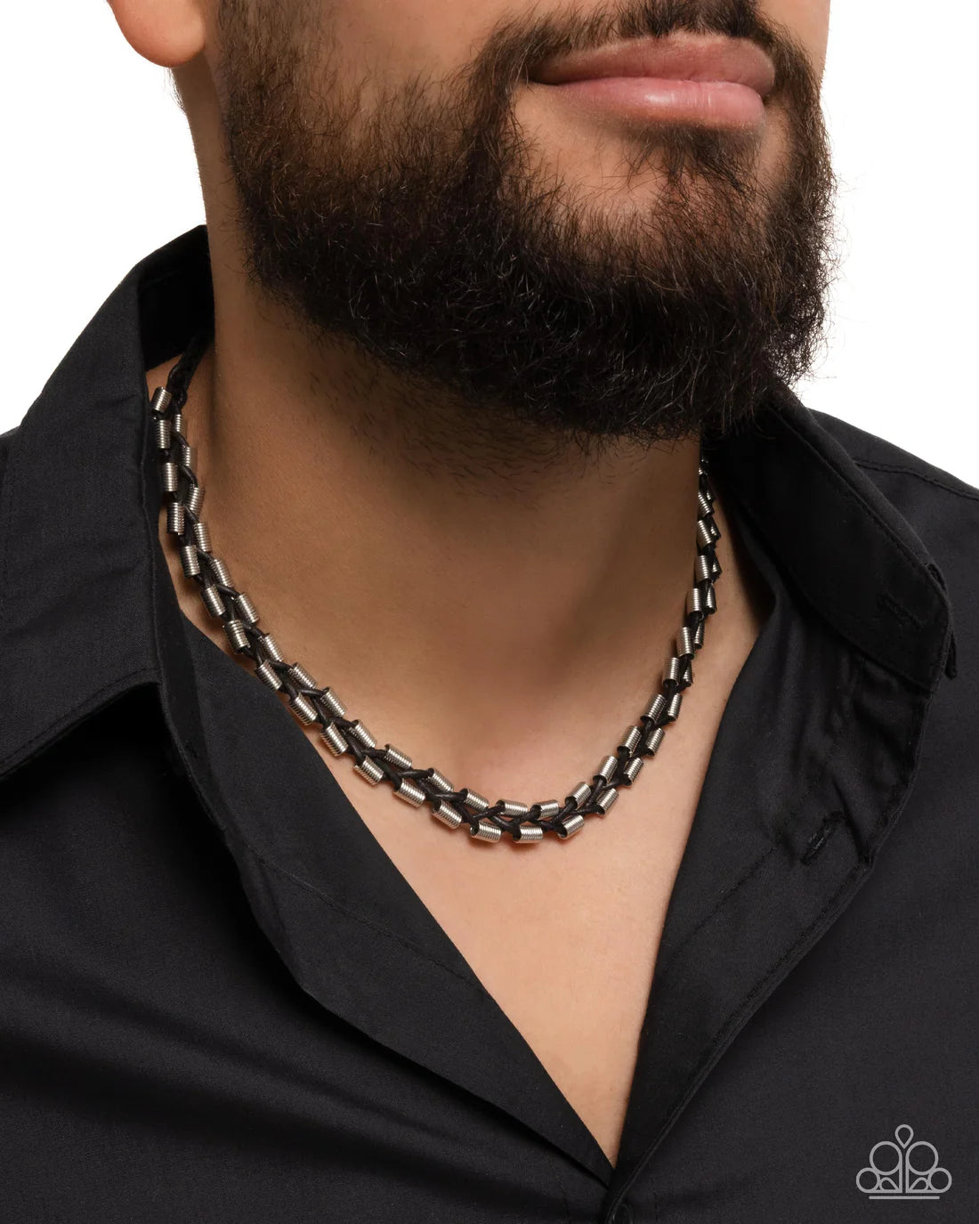 Rogue Renegade - Black - Urban Necklace