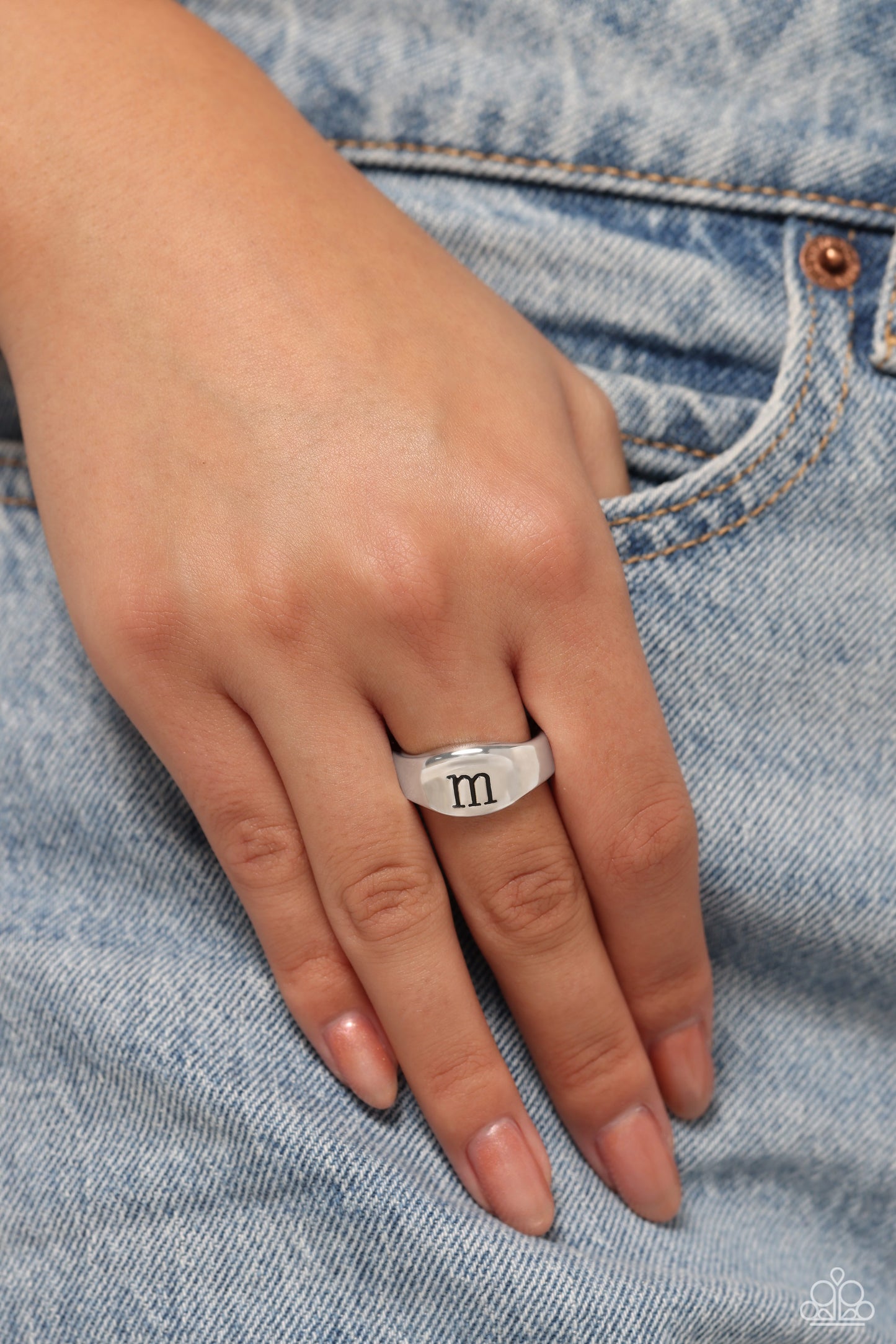 Monogram Memento - Silver - M Initial