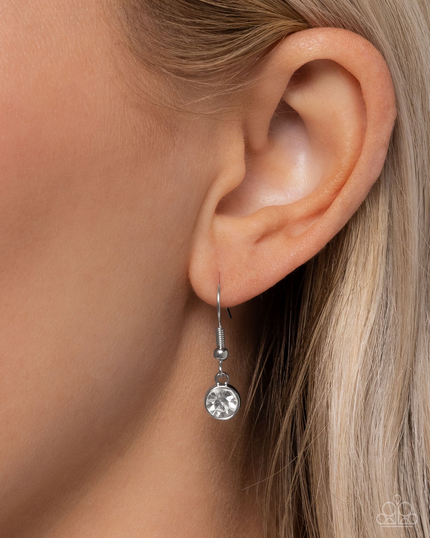 Brilliant Belonging - White