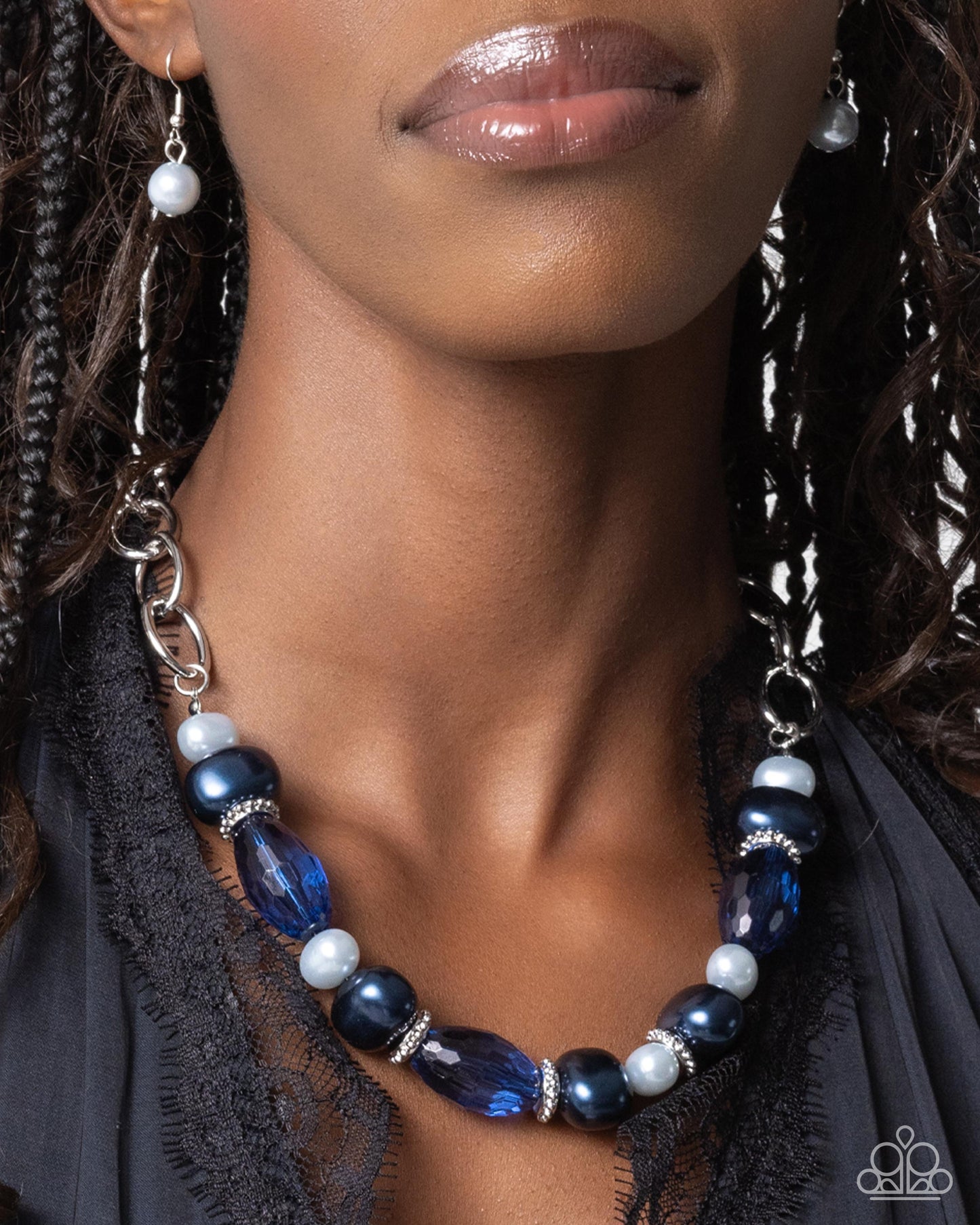 Pearly Patron - Blue Necklace - Pearly Passenger Blue Bracelet Combo Set