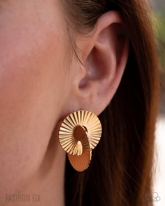 Perceptive Prize - Gold - Fashion Fix