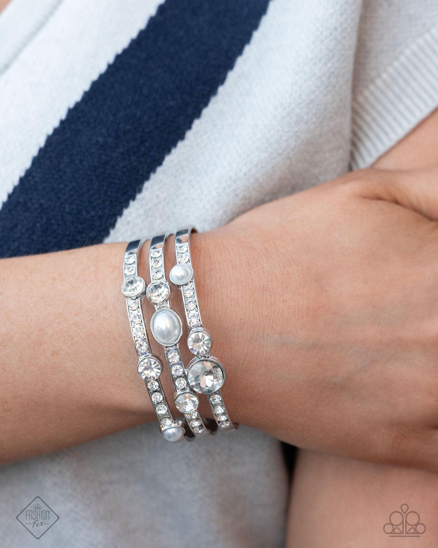 Classy Chance White Bracelet - Fashion Fix