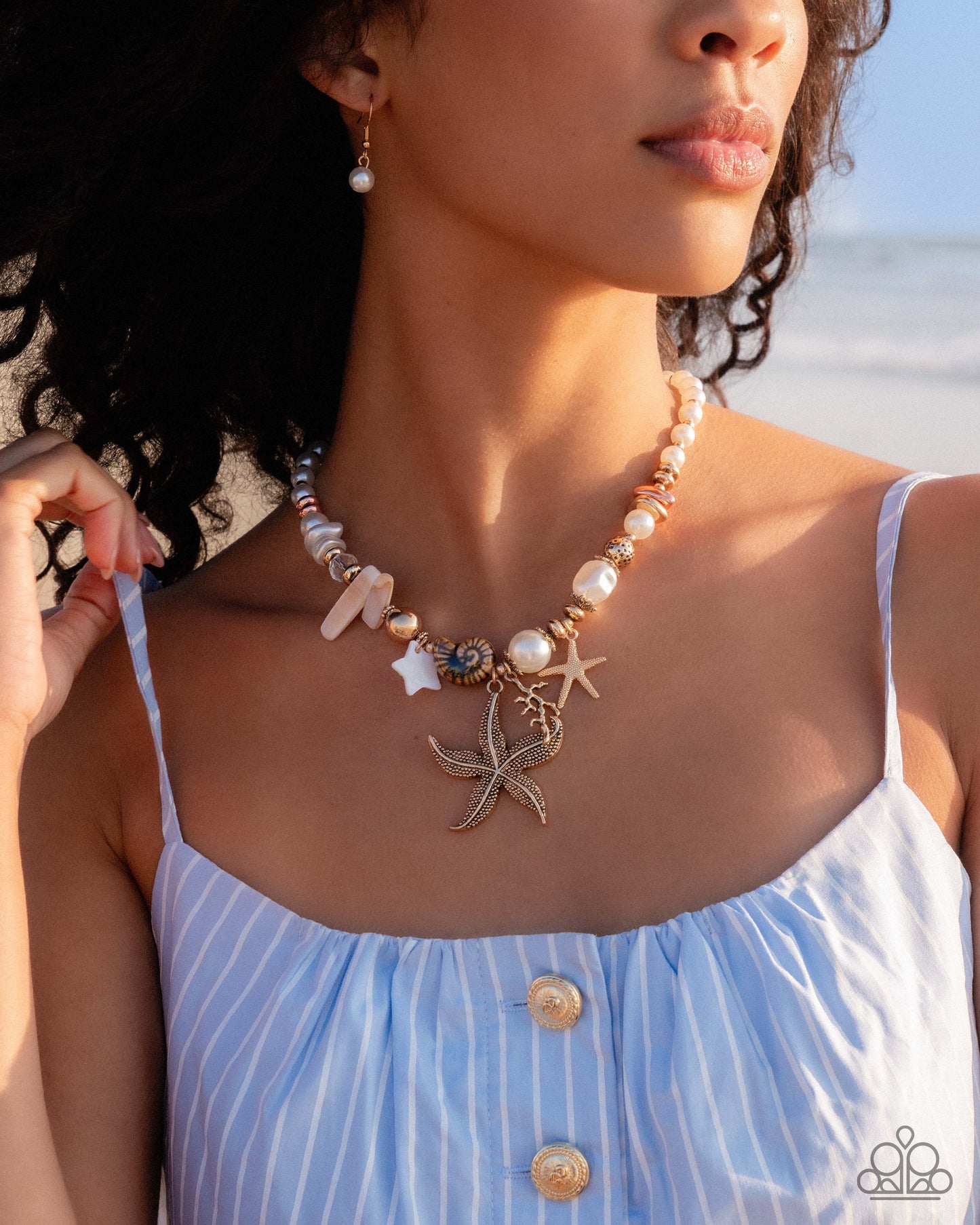 Coastal Cameo - Gold Necklace