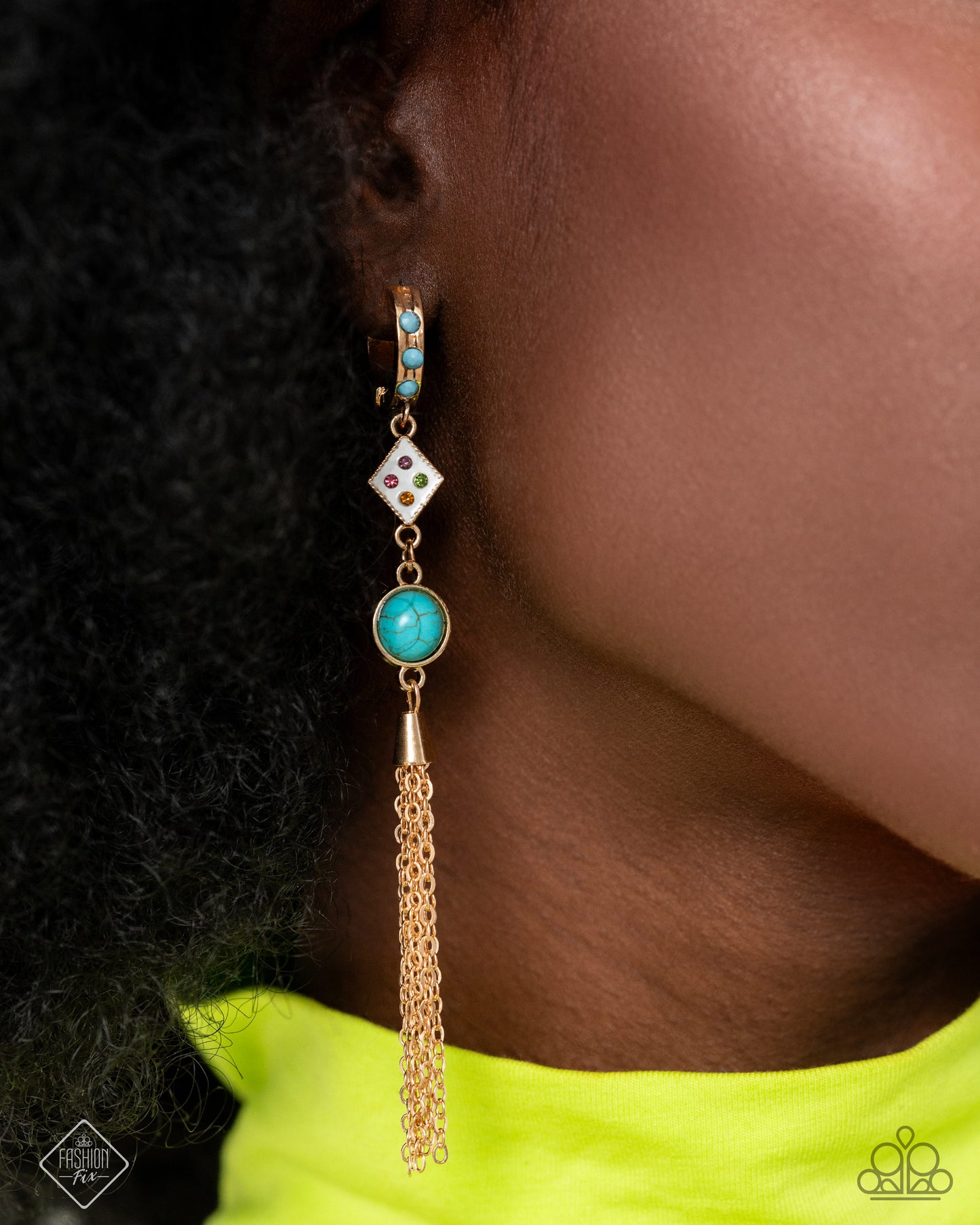 Constant Chic - Fashion Fix Earrings