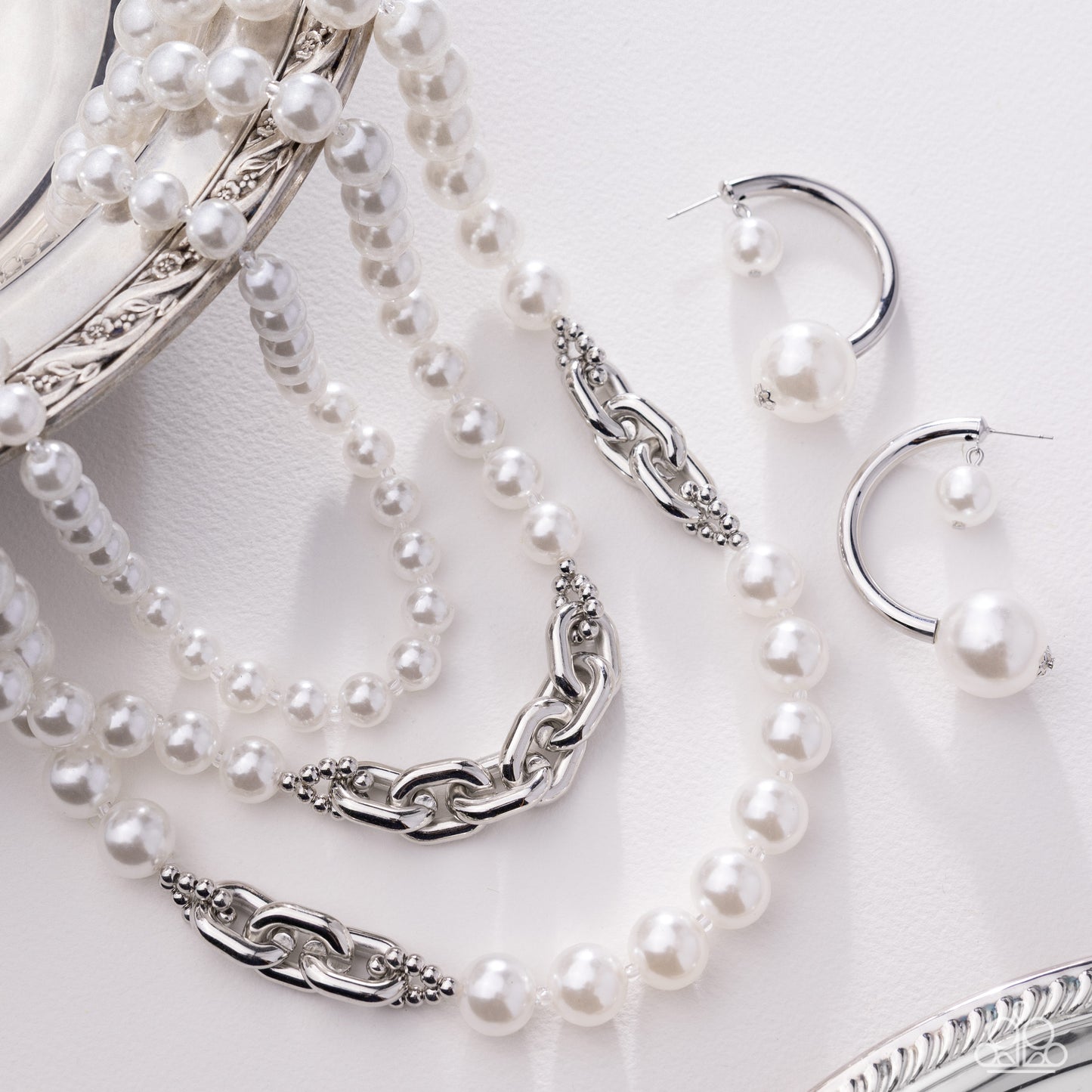 Fiercely 5th Avenue - March Fashion Fix - Pre-Order