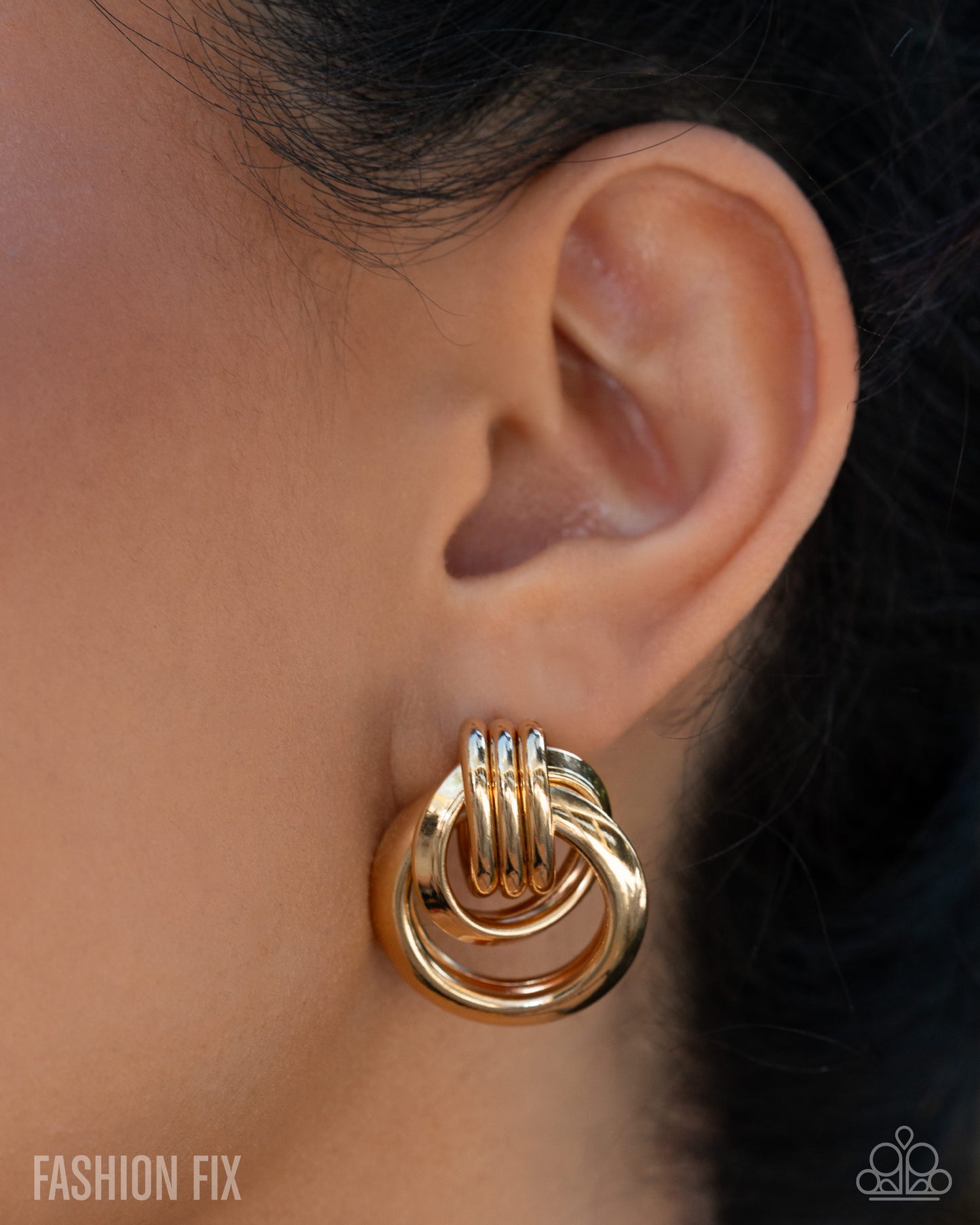 Glimpses of Malibu - Earrings and Necklace July Fashion Fix Set