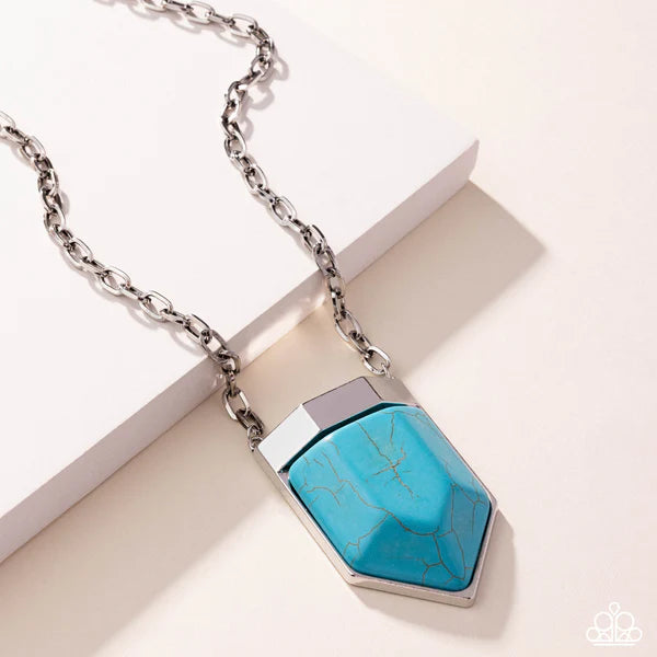 Pendant Passage Blue Necklace