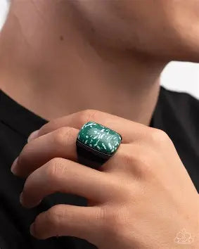 Crowd Pleasing Color - green - Paparazzi MENS Ring