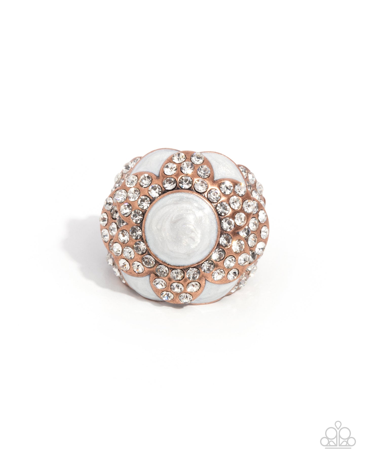 Pearly Podium Copper Ring