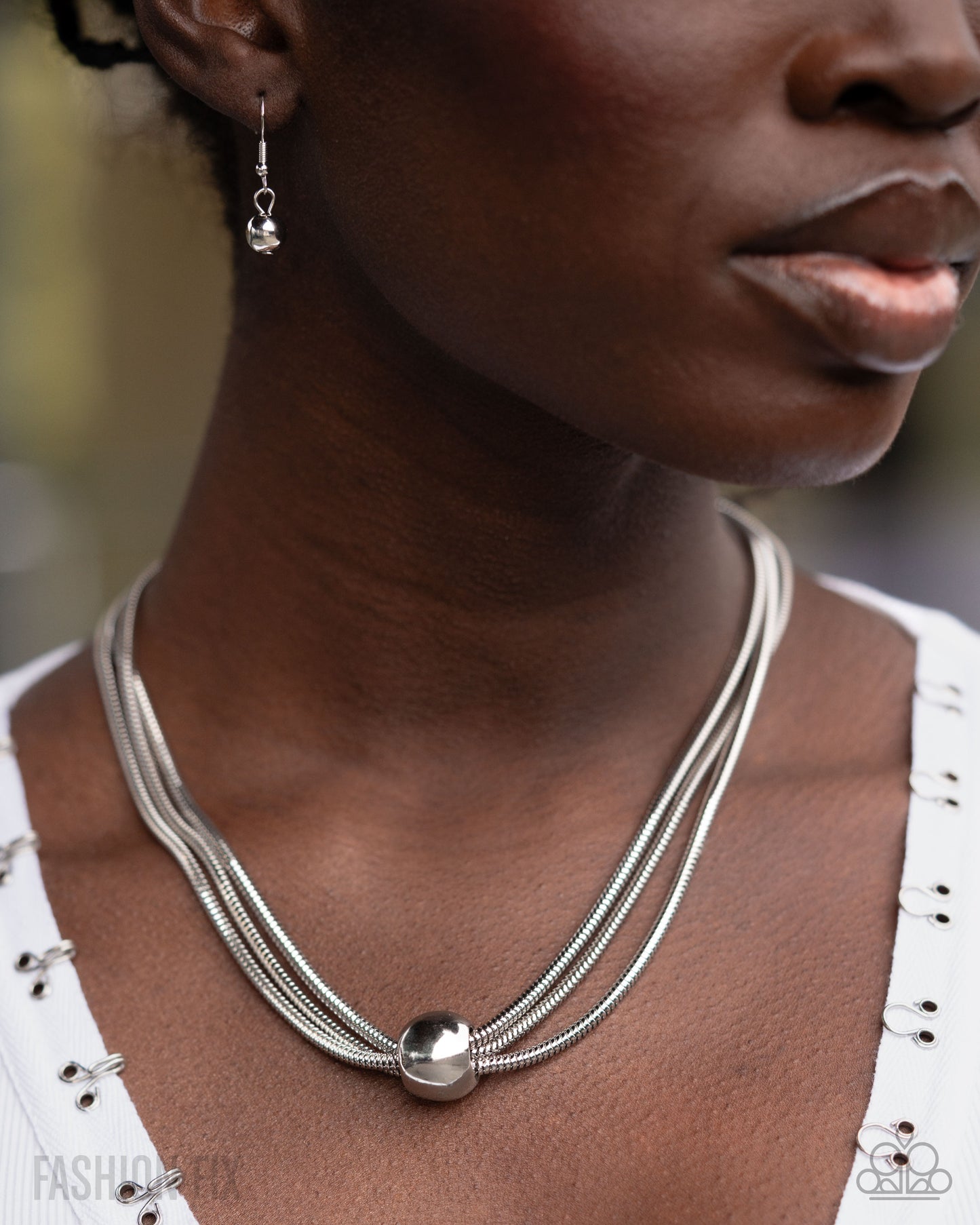 Sleek Study - July Fashion Fix Silver Necklace