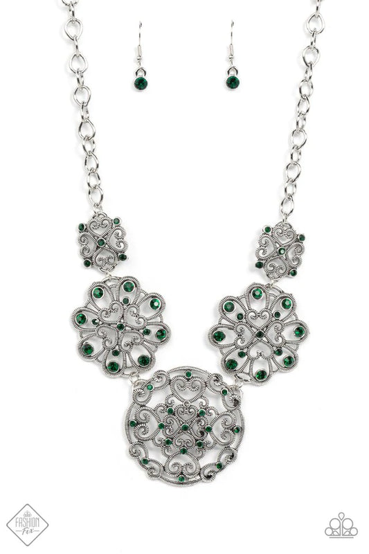 Royally Romantic Green Necklace & Bracelet